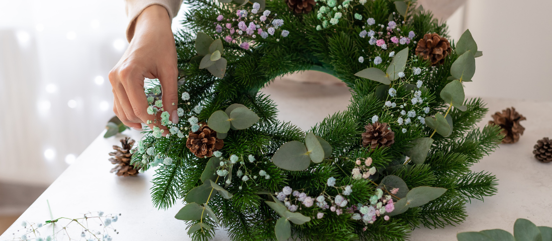 L'officina di Babbo Natale: la corona di Natale