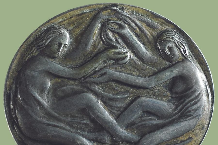 Coniare la bellezza: tecniche e segreti dell’arte della medaglia