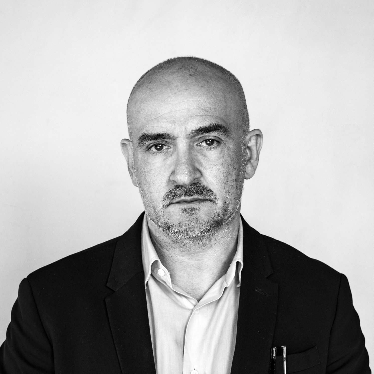 NICOLA PERULLO presenta il libro “Contro i cuochi. Per amore della cucina Omaggio a Carlin Petrini” PALCO D’AUTORE E GOURMET Renata Cantamessa
