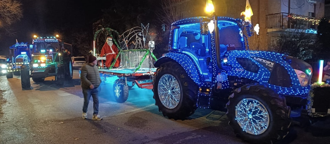 Festa di Natale e Babbo Natale in tractor tour