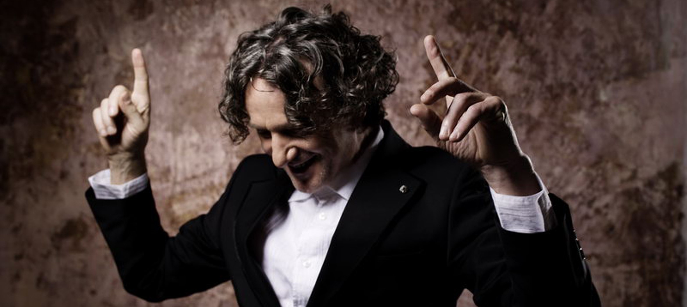 Goran Bregović & The Wedding and Funeral Orchestra