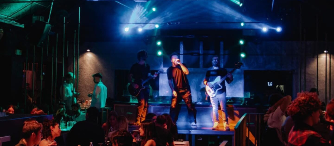Extras in concerto