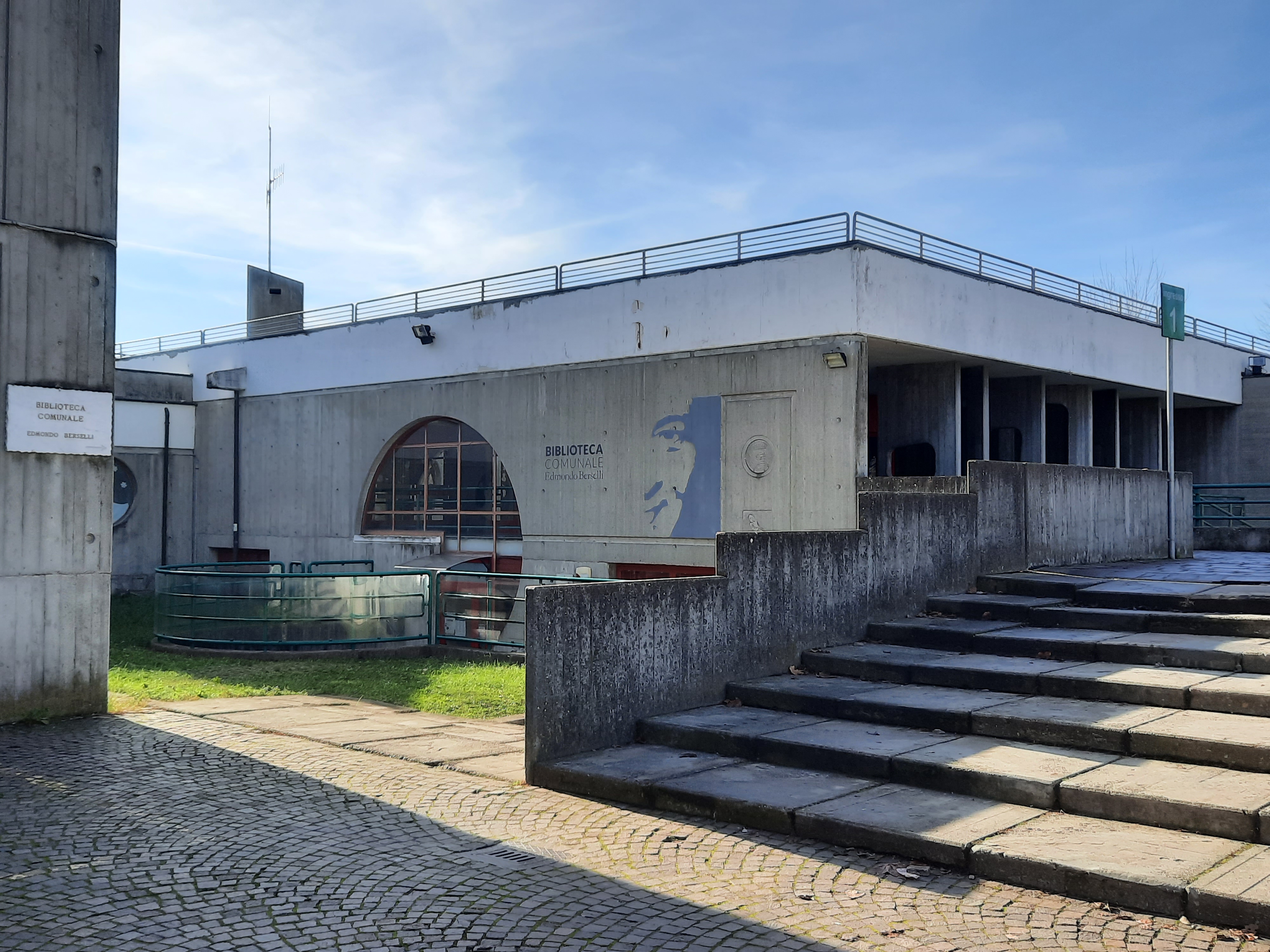 Biblioteca comunale Edmondo Berselli