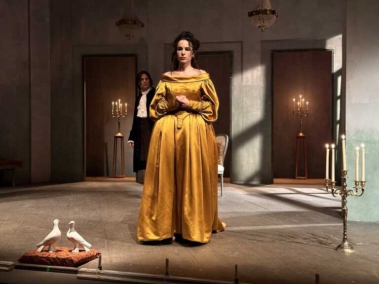 misantropo 1<br/><em><small>Licenza di distribuzione: condivisione allo stesso modo - copyleft non compatibile</small></em>