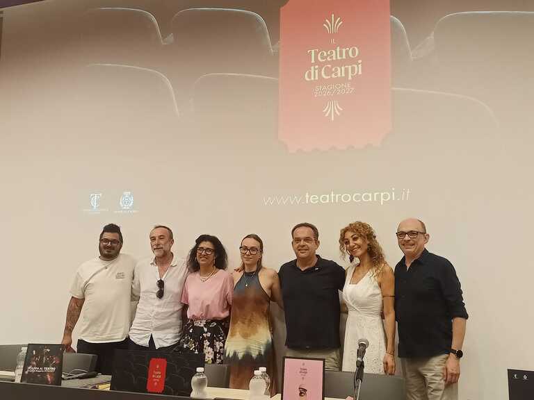 Presentazione stagione teatro 2<br/><em><small>Licenza di distribuzione: Solo uso non commerciale</small></em>