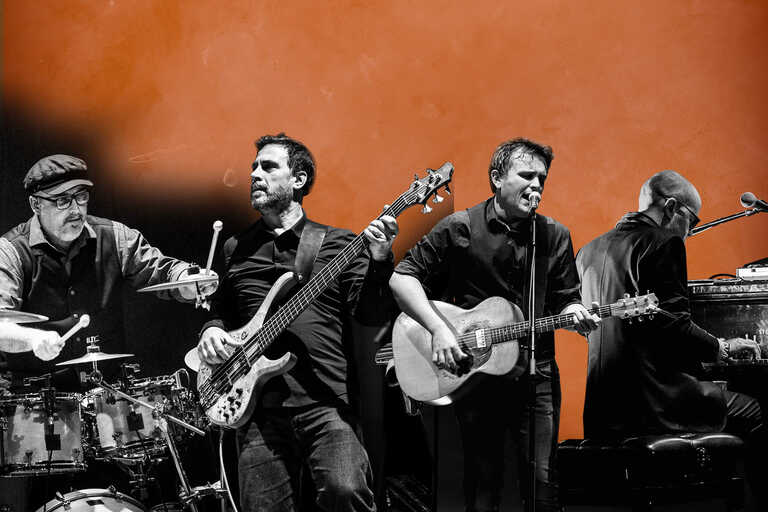 Flexus<br/><em><small>Licenza di distribuzione: condivisione allo stesso modo - copyleft non compatibile</small></em>