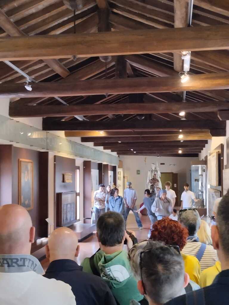 Tutta la danza che vuoi 1<br/><em><small>Licenza di distribuzione: condivisione allo stesso modo - copyleft non compatibile</small></em>