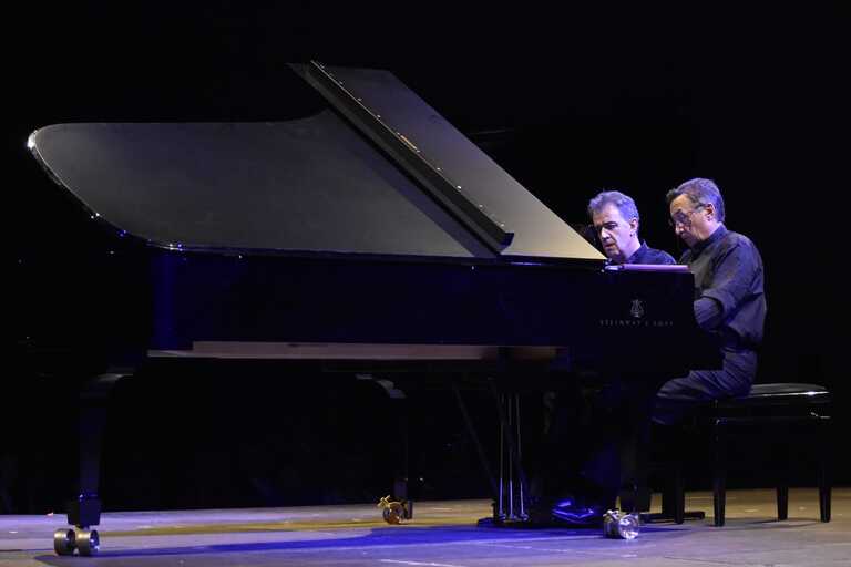 Duo Miodini - Mauruzzi<br/><em><small>Licenza di distribuzione: Solo uso non commerciale</small></em>