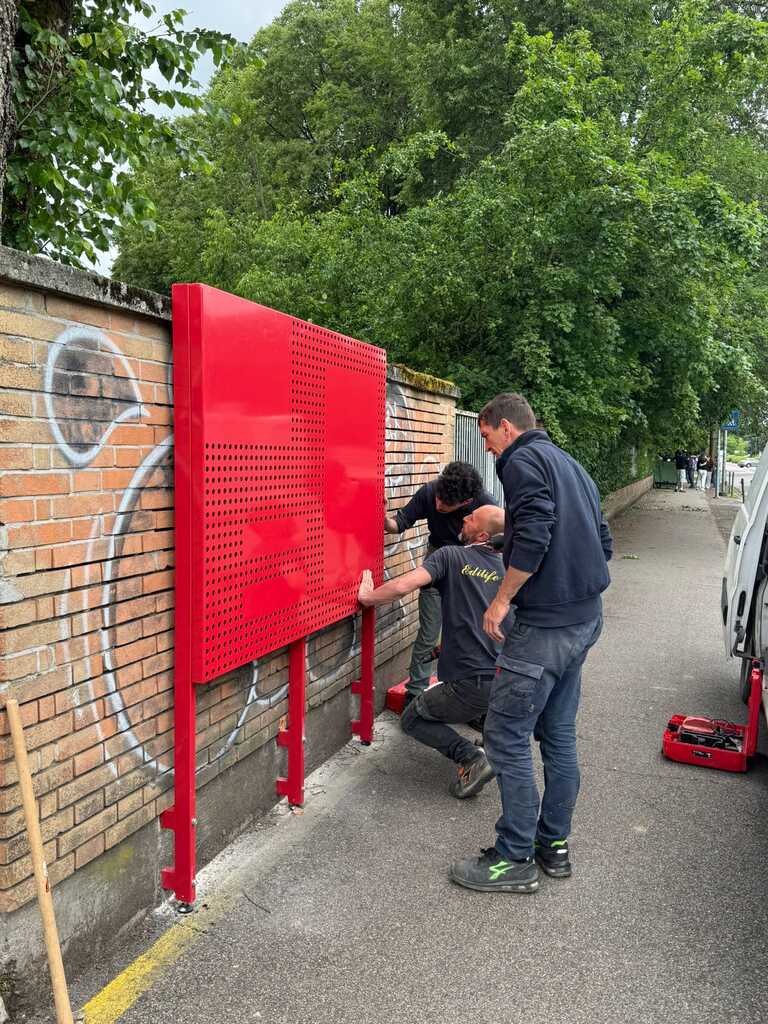 Carpi Campus - Istallazione<br/><em><small>Licenza di distribuzione: condivisione allo stesso modo - copyleft non compatibile</small></em>