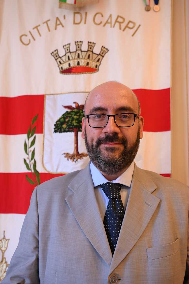 Maurizio Maio<br/><em><small>Licenza di distribuzione: Solo uso non commerciale</small></em>
