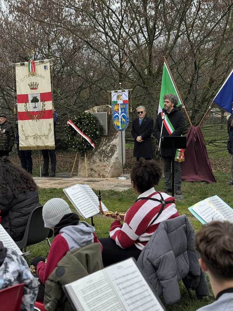 giornoricordo_sindaco<br/><em><small>Licenza di distribuzione: Solo uso non commerciale</small></em>