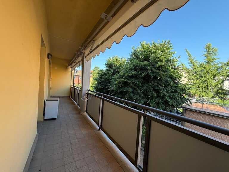 appartamento foto 2<br/><em><small>Licenza di distribuzione: condivisione allo stesso modo - copyleft non compatibile</small></em>