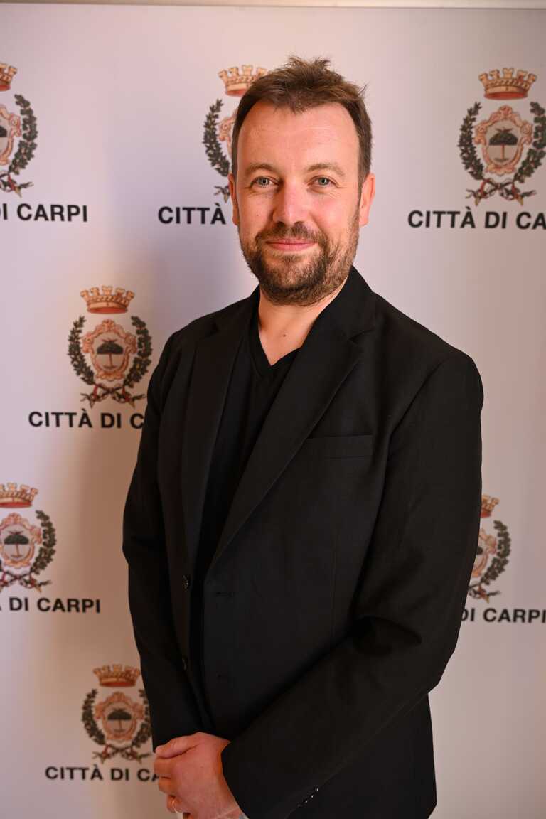 Enrico Cattabriga<br/><em><small>Licenza di distribuzione: Solo uso non commerciale</small></em>