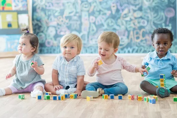 Avviso Pubblico rivolto ai nuclei familiari per l'accesso ai servizi educativi per minori dai 0 ai 3 anni. Annualità Educativa 2025/2026.