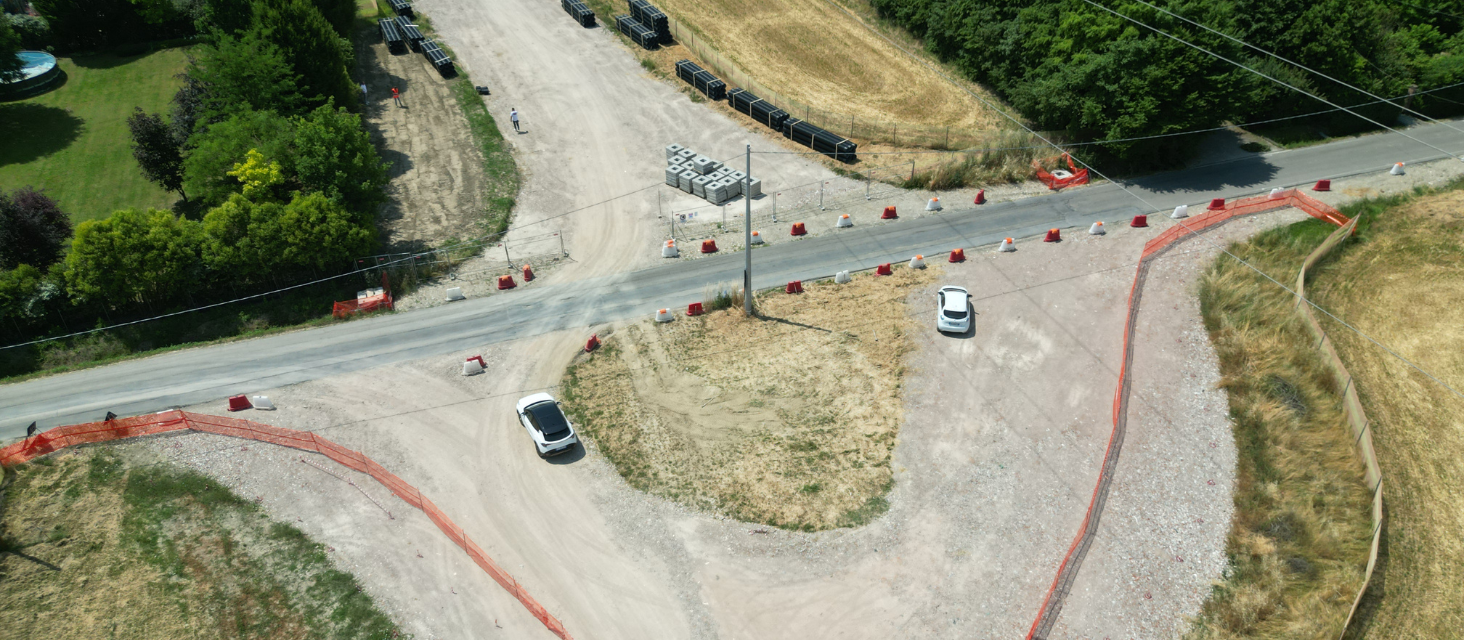 Via ai lavori per la rotonda, chiude al traffico via 4 Pilastri