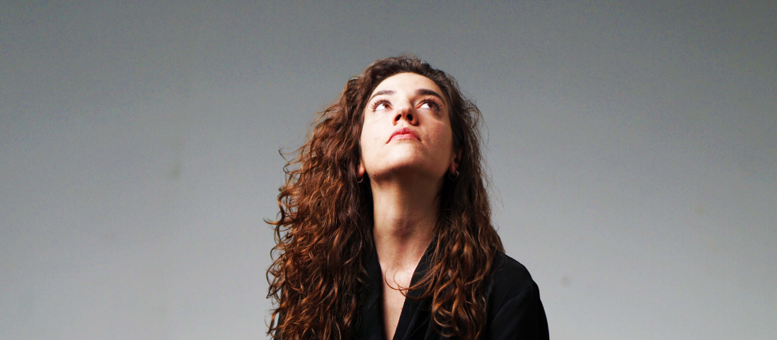 In Torrione, Francesca Astrei interpreta “Io sono verticale”