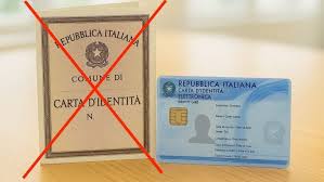 Addio alla carta d'identità cartacea 