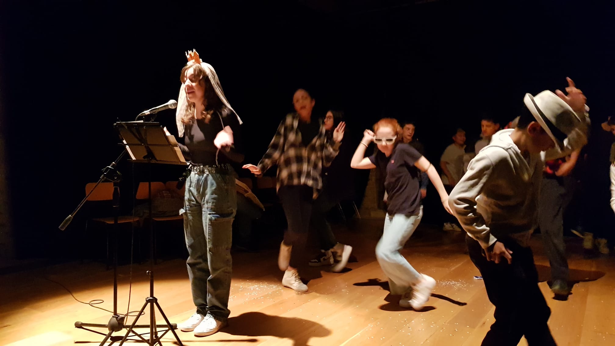 Laboratorio teatrale gratuito per ragazzi e ragazze 