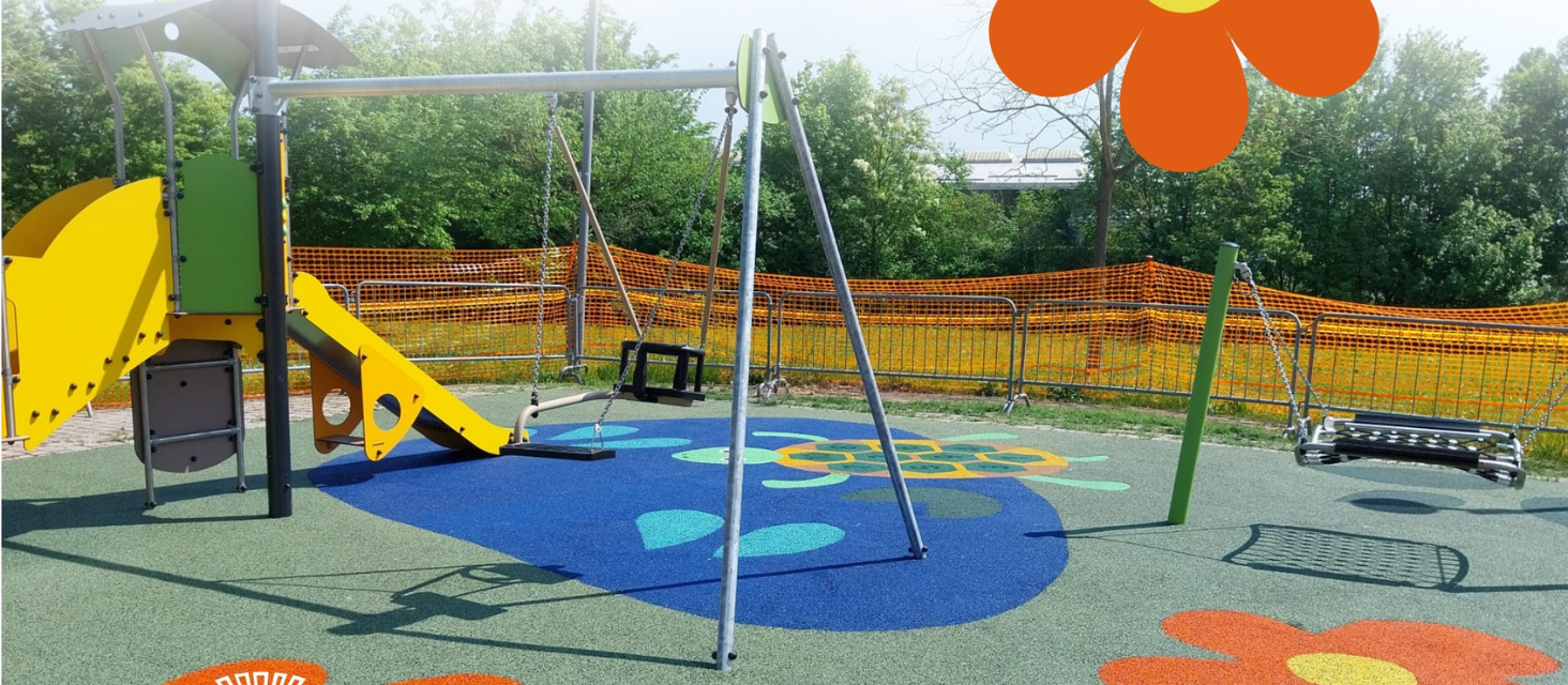 Giochi per tutti nel parco di via della Costituzione