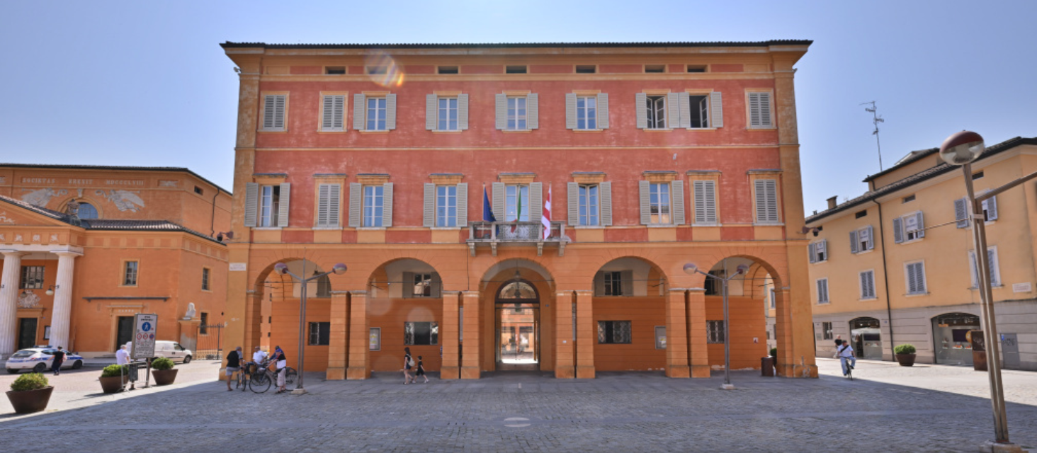 Orari degli uffici comunali per il ponte del Primo maggio