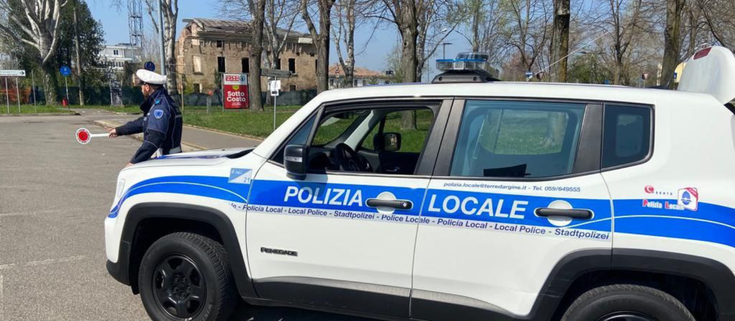Eccesso di velocità e senza patente: denuncia dalla Polizia Locale