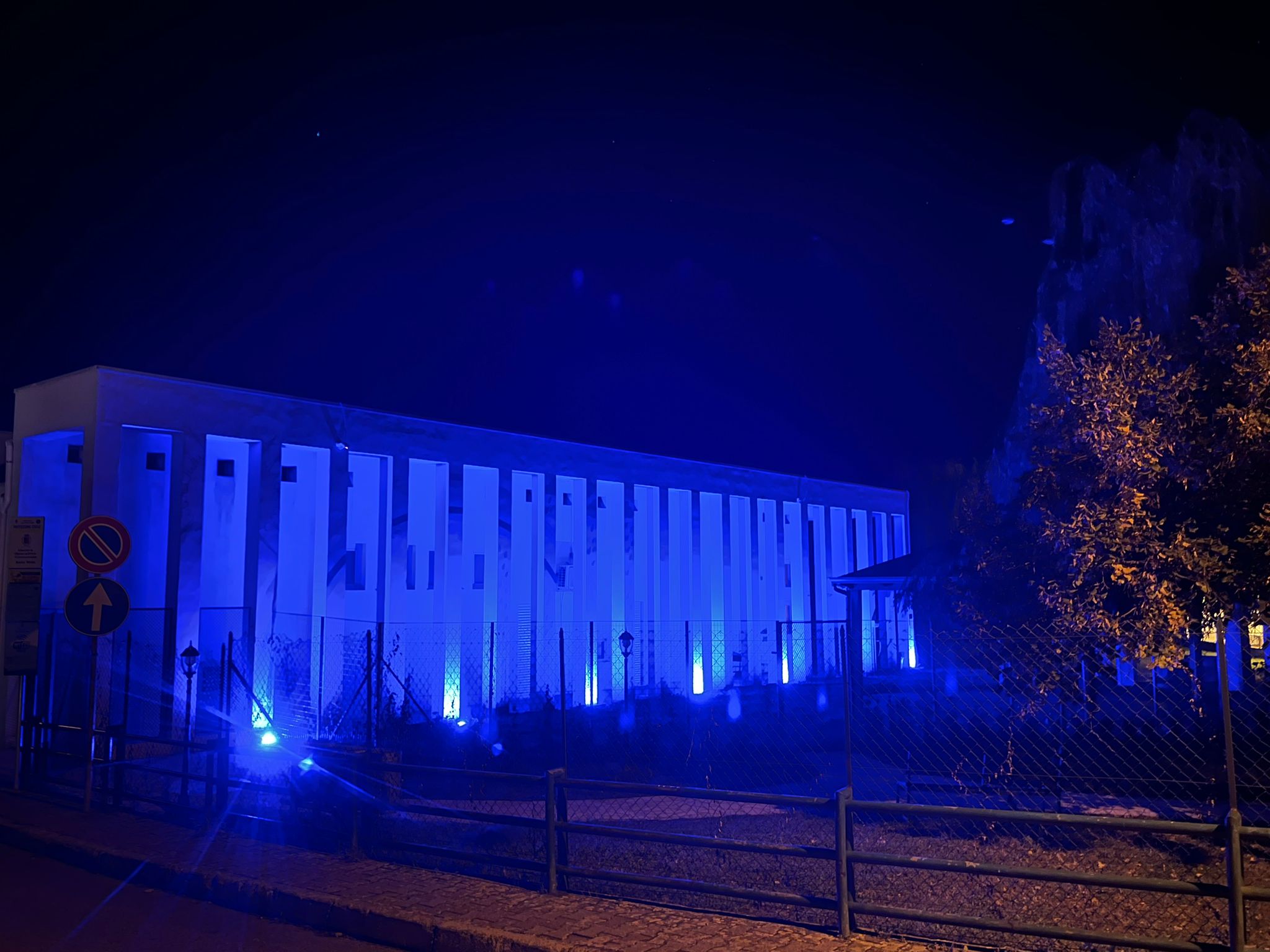 Una luce blu sui diritti dei Bambini 